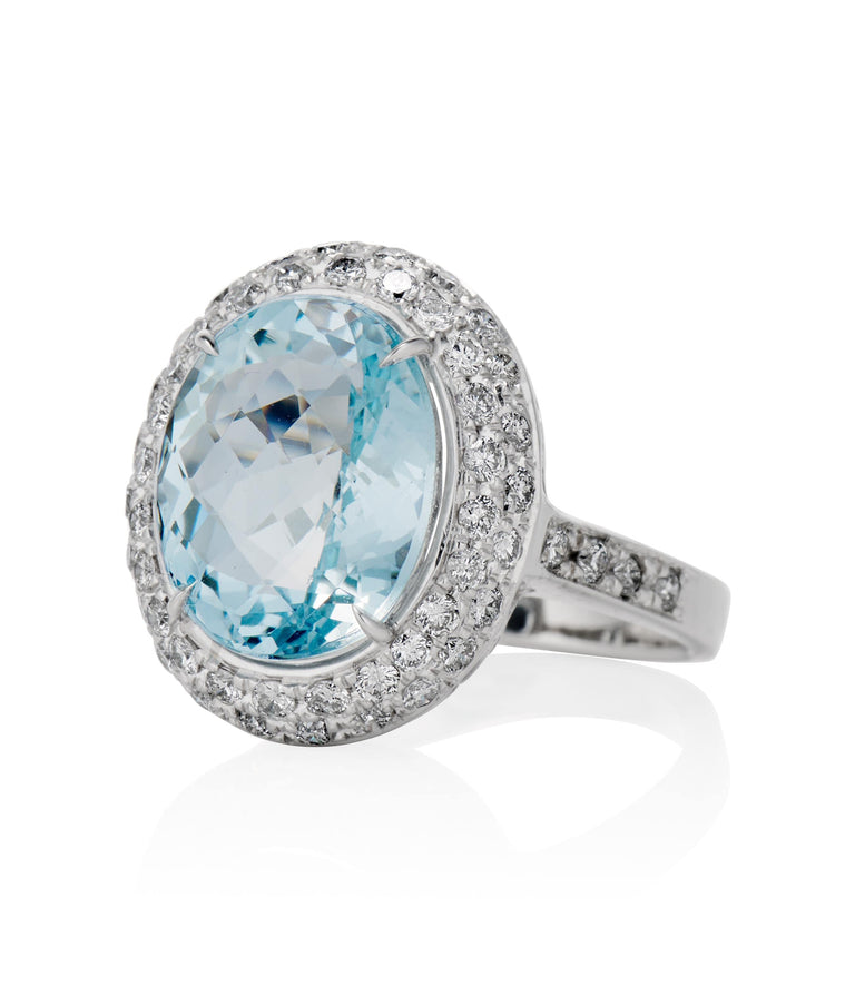 Contemporary 5.15 Carat Checkered Oval Aquamarine and Diamond Cluster White Gold Engagement Ring