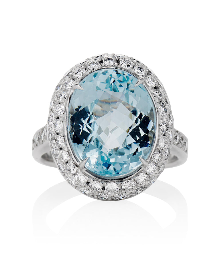 Contemporary 5.15 Carat Checkered Oval Aquamarine and Diamond Cluster White Gold Engagement Ring