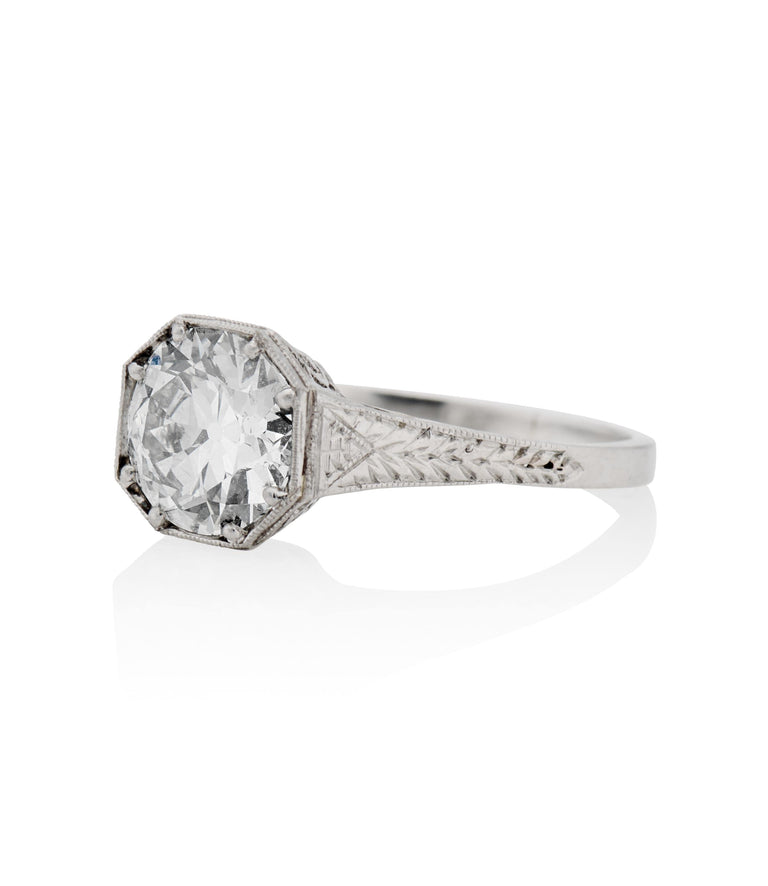 Edwardian 1.63 Carat Circular Cut Diamond Platinum Antique Engagement Ring