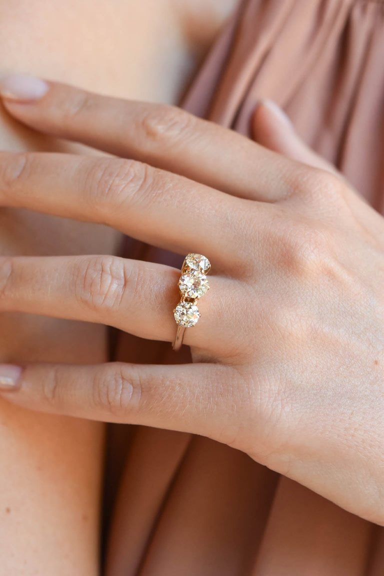 Victorian 2.87 Carat Old European Cut Diamond Yellow Gold Three Stone Vintage Engagement Ring