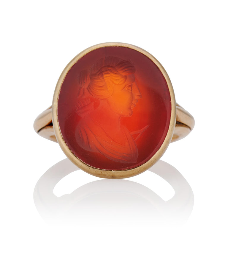 Victorian Carved Carnelian Yellow Gold Antique Ring