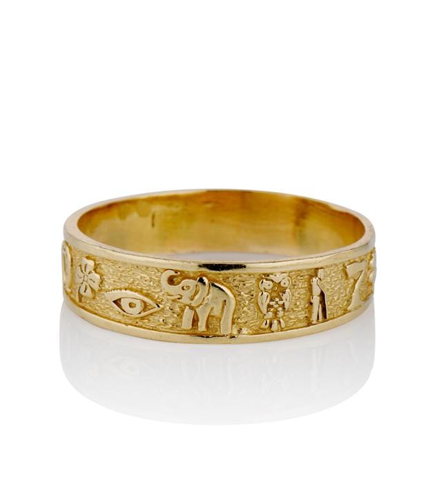 Victorian Lucky Symbol Yellow Gold Vintage Band