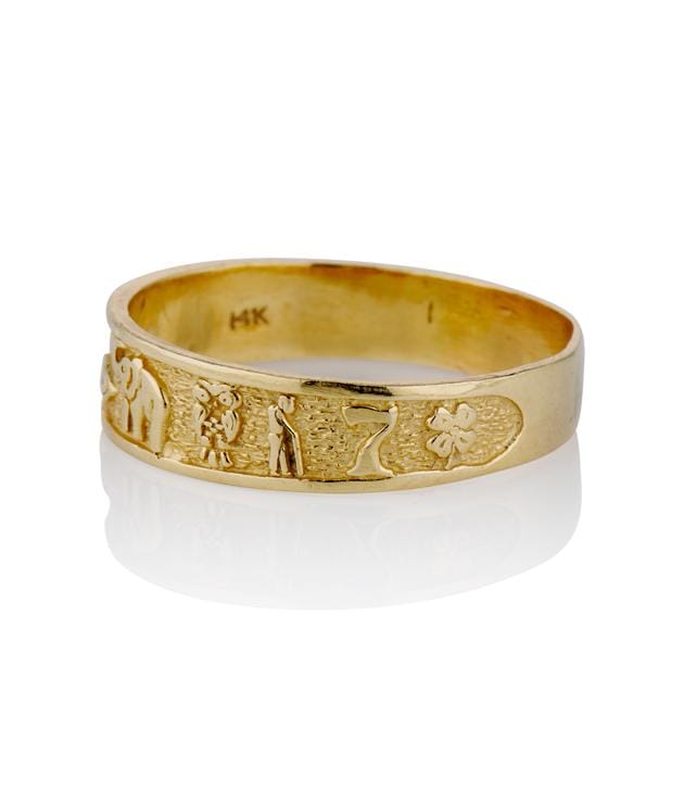 Victorian Lucky Symbol Yellow Gold Vintage Band