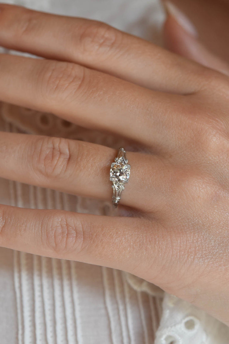 Art Deco 1.10 Carat Old European Cut Platinum Diamond Antique Engagement Ring