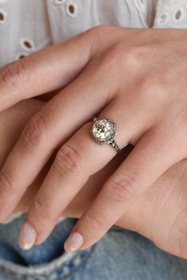 Edwardian 1.94 Carat Old European Cut Diamond Platinum Antique Engagement Ring