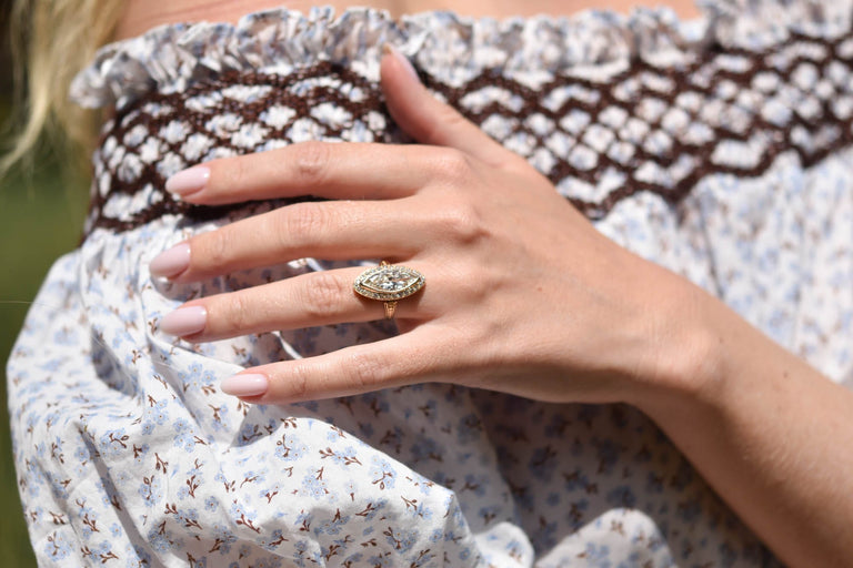 Exceptional French Victorian 3.13 Carat Marquise Diamond Yellow Gold Navette Antique Engagement Ring
