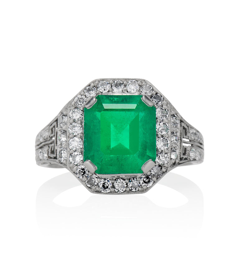 Marcus & Co 2.26 Carat Octogonal Cut Colombian Minor Oil Emerald and Diamond Platinum Vintage Engagement Ring