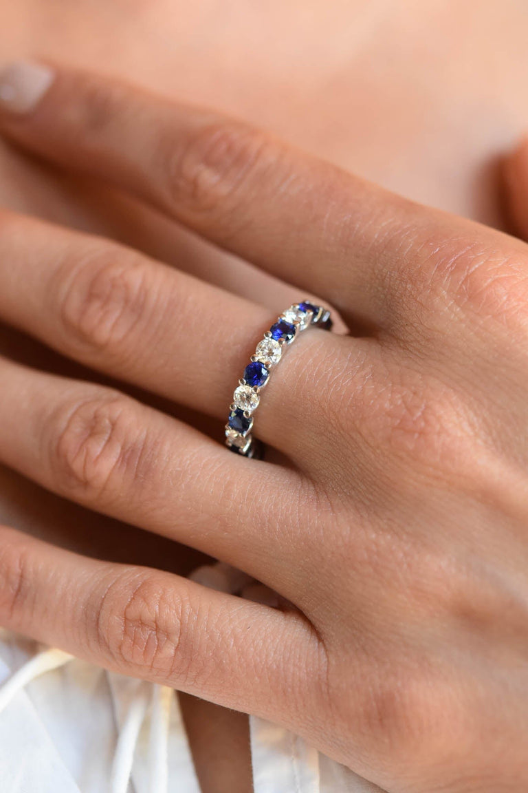 Midcentury 1.75 Carat Diamond & 1.75 Carat Sapphire Platinum Vintage Wedding Band