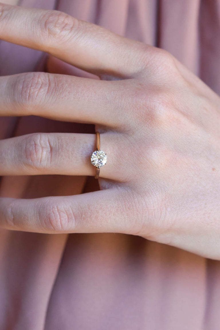 Midcentury .80 Carat Old European Cut Diamond Yellow Gold Solitaire Vintage Engagement Ring