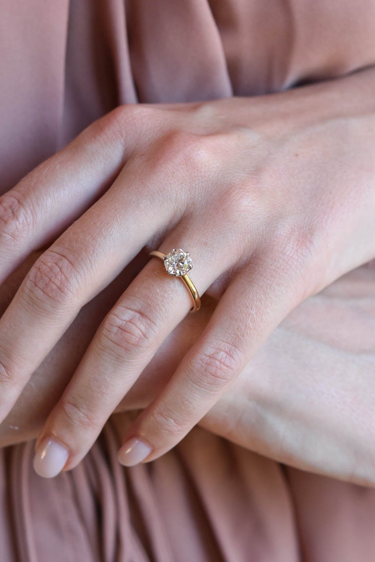 Victorian 1.09 Carat Old European Cut Diamond Yellow Gold Solitaire Vintage Engagement Ring