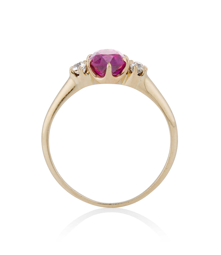 Victorian 1.26 Carat Oval Afganistan No Heat Ruby and Diamond Yellow Gold Ring