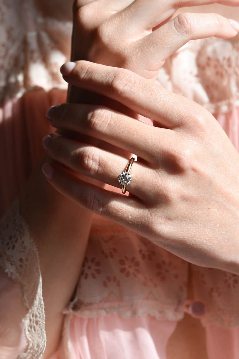 Victorian 1.29 Carat Old European Cut Diamond Yellow Gold Antique Solitaire Engagement Ring