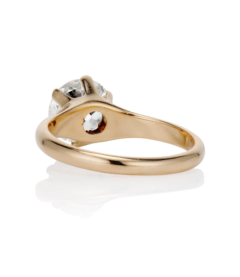 Victorian 1.55 Carat Old European Cut Diamond Yellow Gold Solitaire Vintage Ring