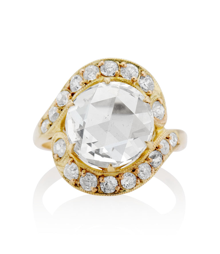 Victorian 3.68 carat Round Cut Diamond Yellow Gold Antique Engagement Ring