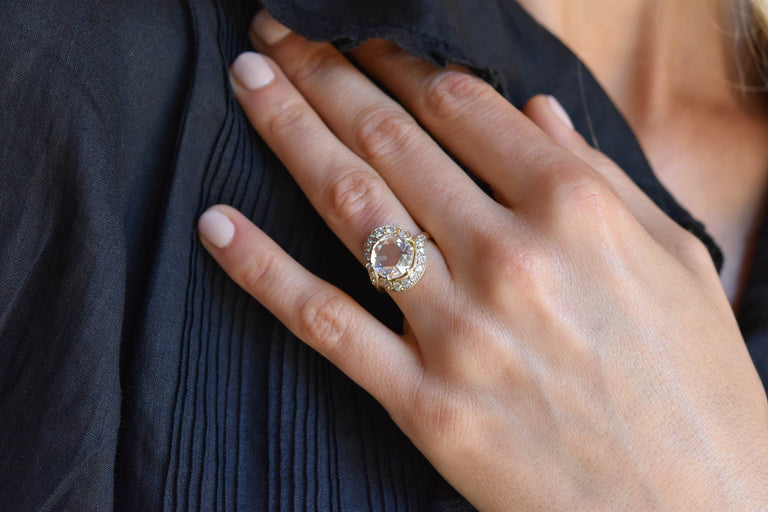 Victorian 3.68 carat Round Cut Diamond Yellow Gold Antique Engagement Ring