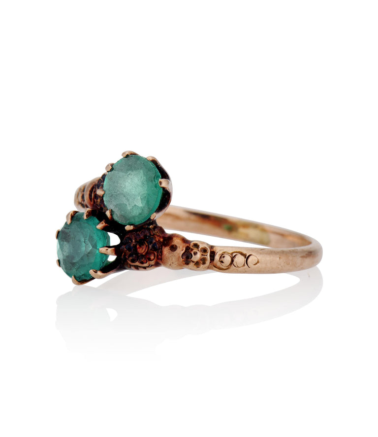 Victorian Emerald Yellow Gold Toi et Moi Antique Engagement Ring